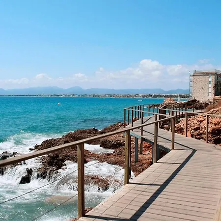 Apartment Reina 150m To With Pool And Balcony Near To Portaventura Salou