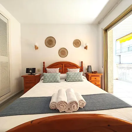 Reina 150m To With Pool And Balcony Near To Portaventura Salou