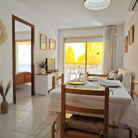 Reina 150m To With Pool And Balcony Near To Portaventura