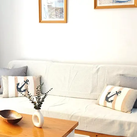 Apartment Reina 150m To With Pool And Balcony Near To Portaventura