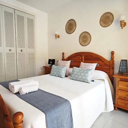Apartment Reina 150m To With Pool And Balcony Near To Portaventura