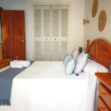 Reina 150m To With Pool And Balcony Near To Portaventura *