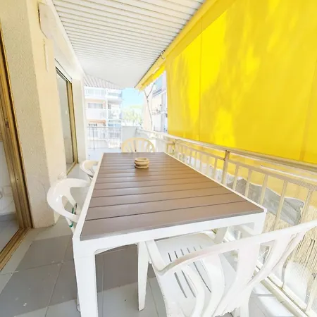 Reina 150m To With Pool And Balcony Near To Portaventura *