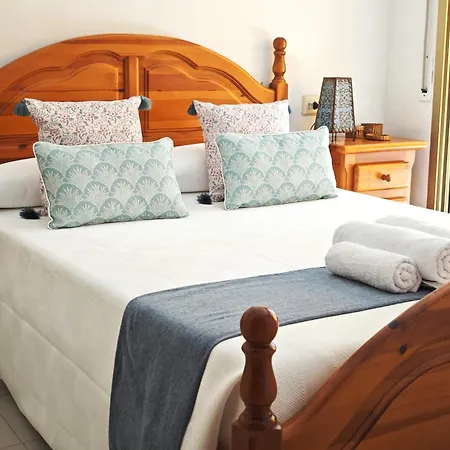 Reina 150m To With Pool And Balcony Near To Portaventura Apartment Salou
